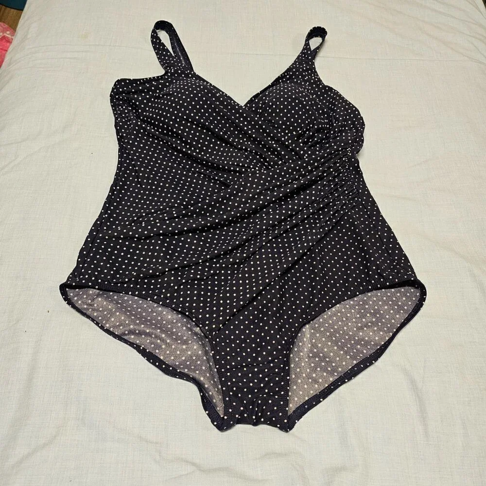 Miraclesuit Oceanus One Piece Swimsuit Women Size 18 Blue Dots